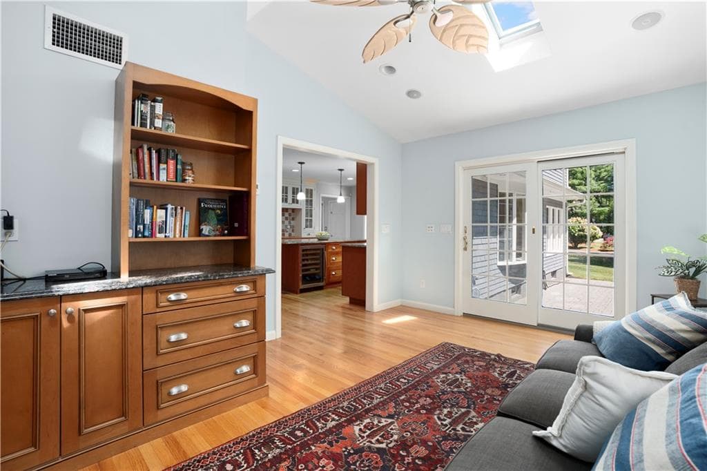 1 Pierce Court photo 21