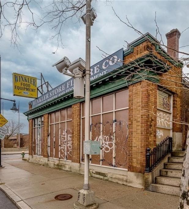 1611 Westminster Street photo 3