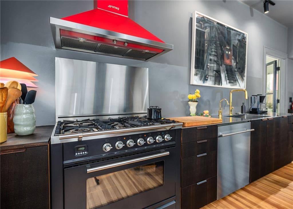 66 Halsey Street photo 17