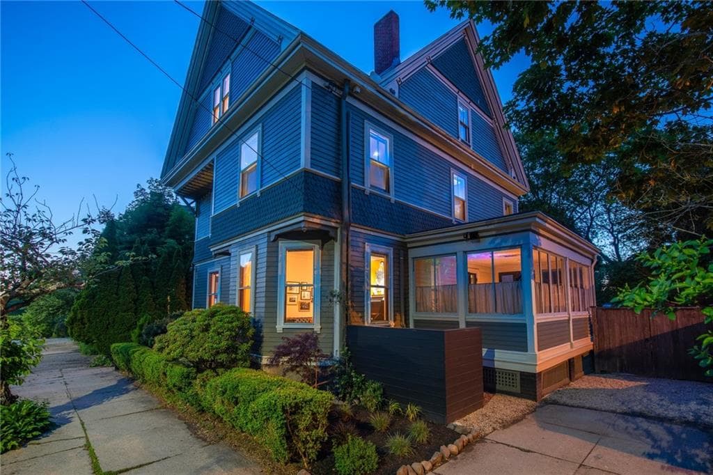 66 Halsey Street photo 3
