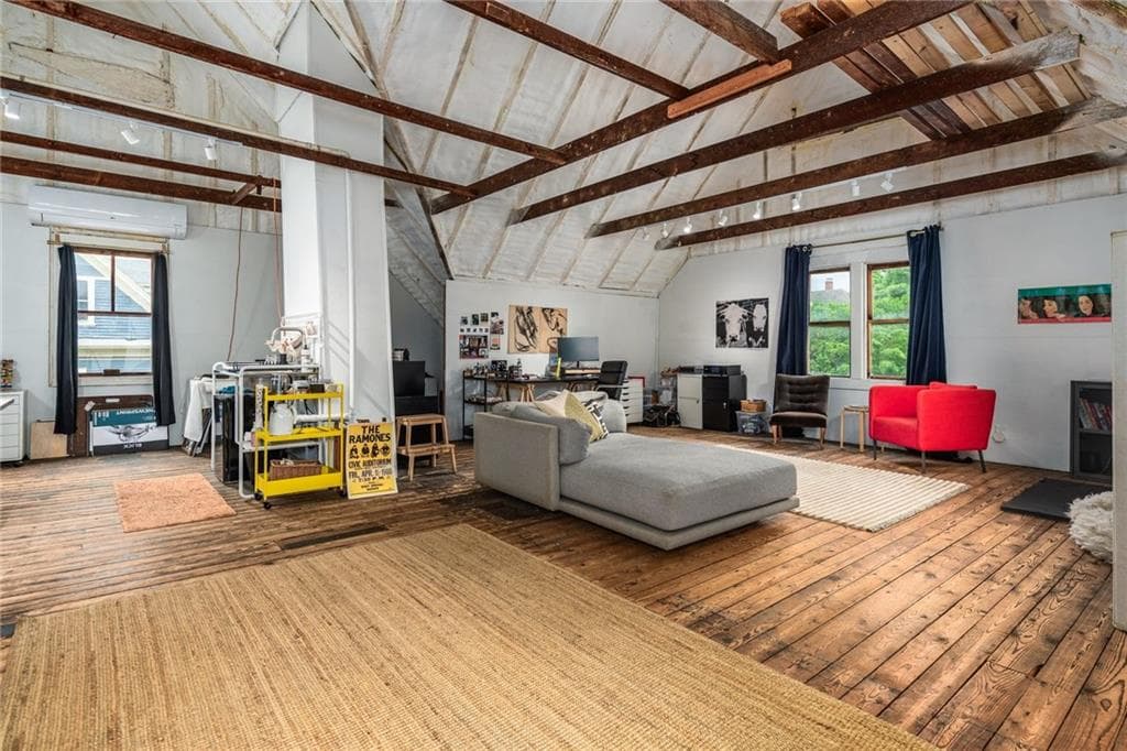 66 Halsey Street photo 35
