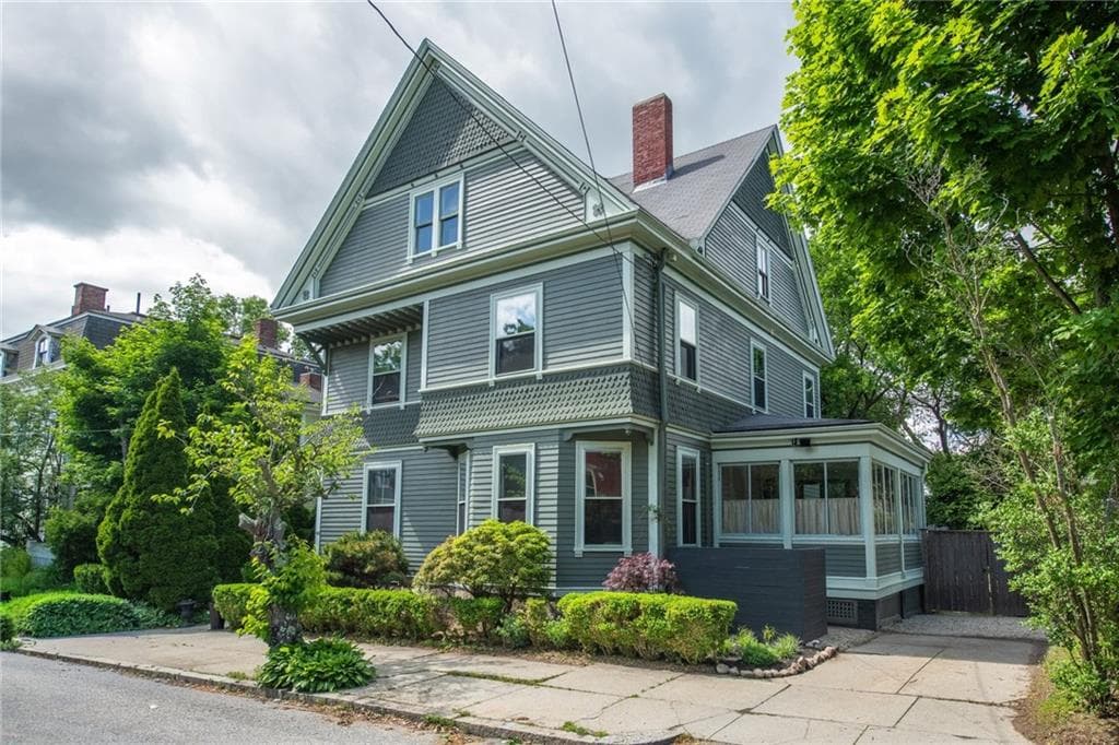 66 Halsey Street photo 4