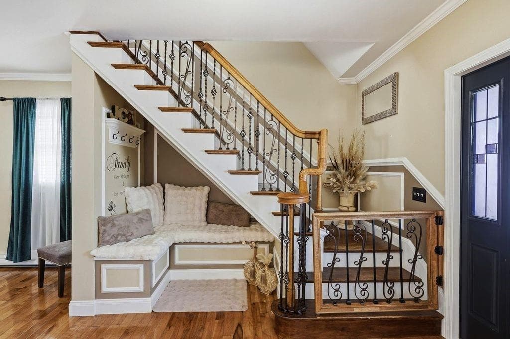 168 Ohio Avenue photo 13