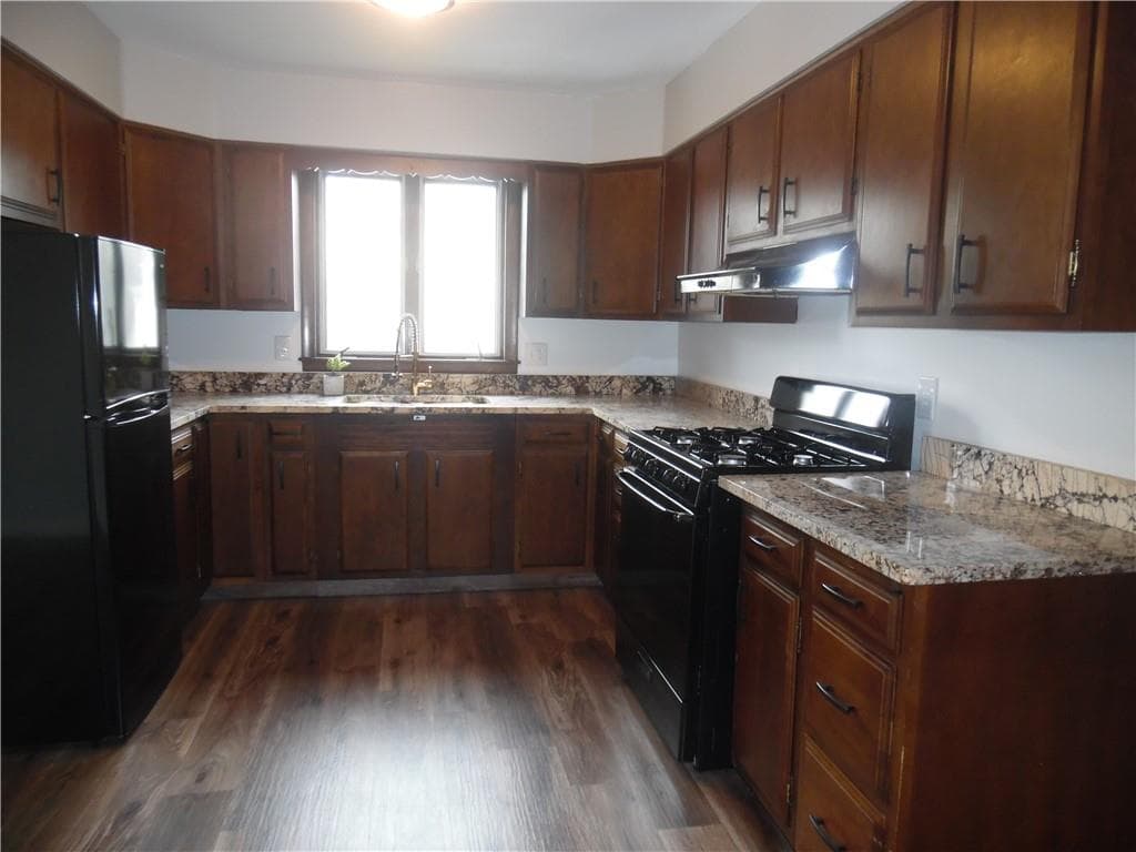 Multi Family at 319 Main Street, Warren, photo 16 of 21