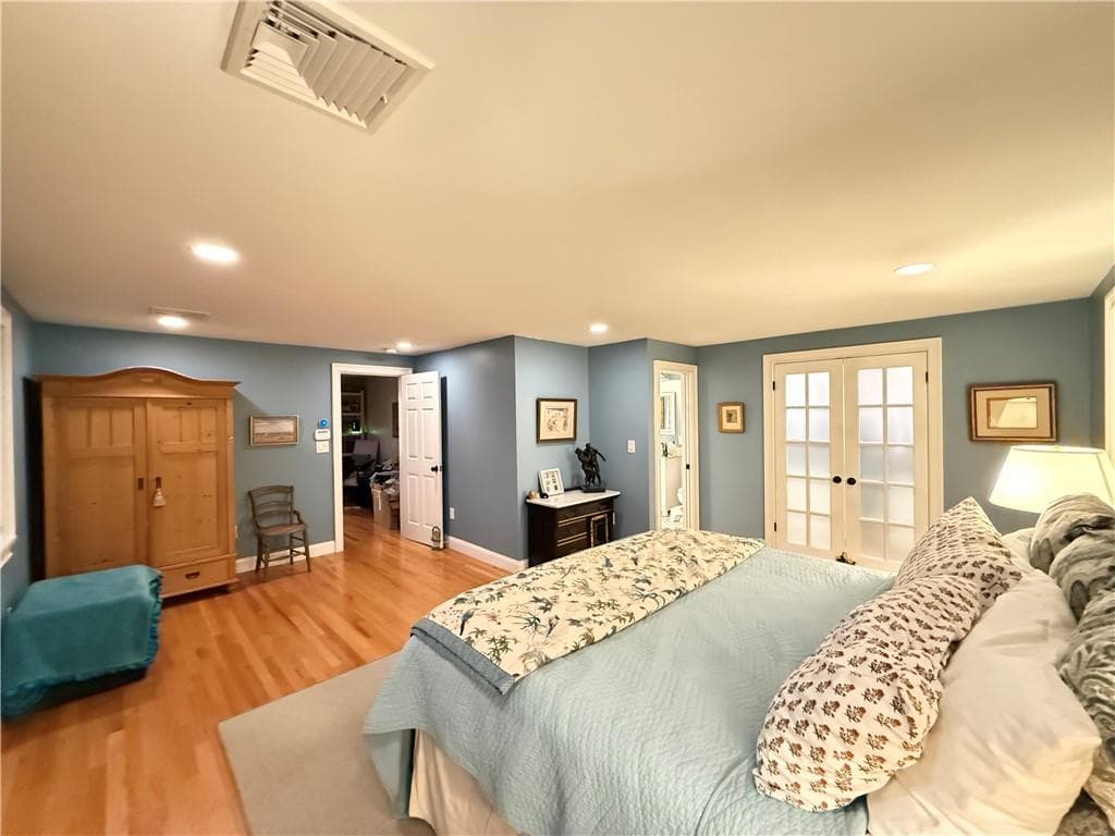 Single Family Residence at 11 Beech Tree Road, East Providence, photo 28 of 44