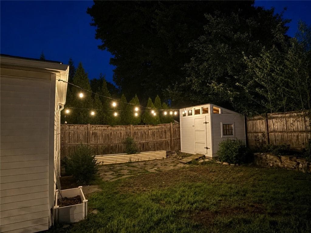 Single Family Residence at 11 Beech Tree Road, East Providence, photo 38 of 44