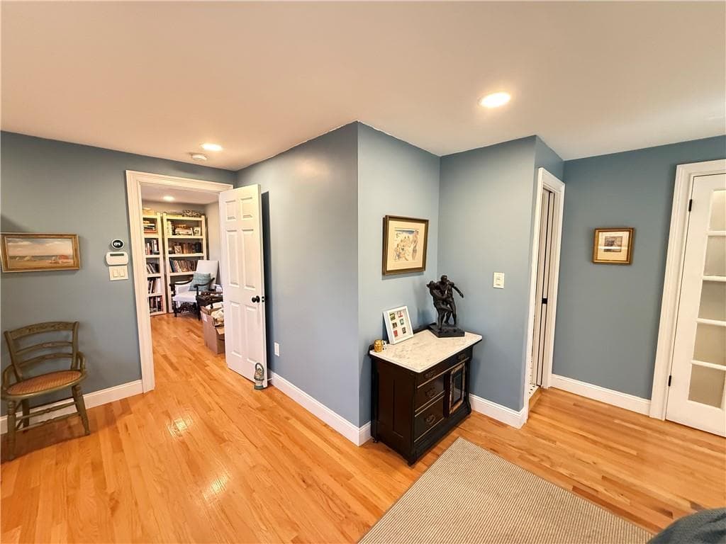 Single Family Residence at 11 Beech Tree Road, East Providence, photo 29 of 44