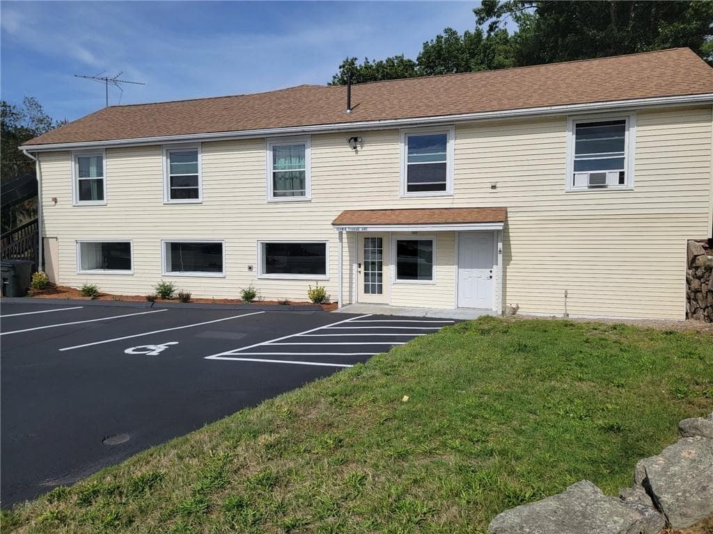 1049 Tiogue Avenue UNIT F photo 2