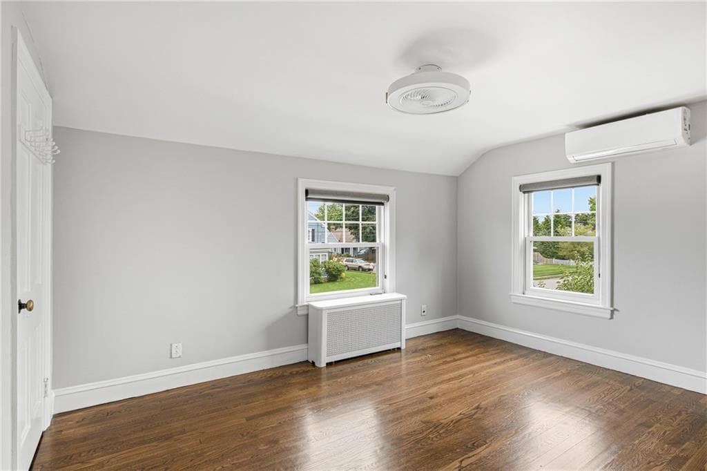 26 Tryon Avenue photo 36