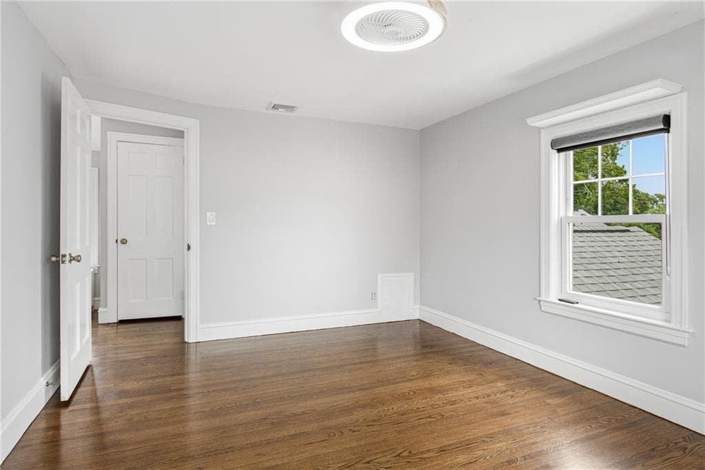 26 Tryon Avenue photo 33