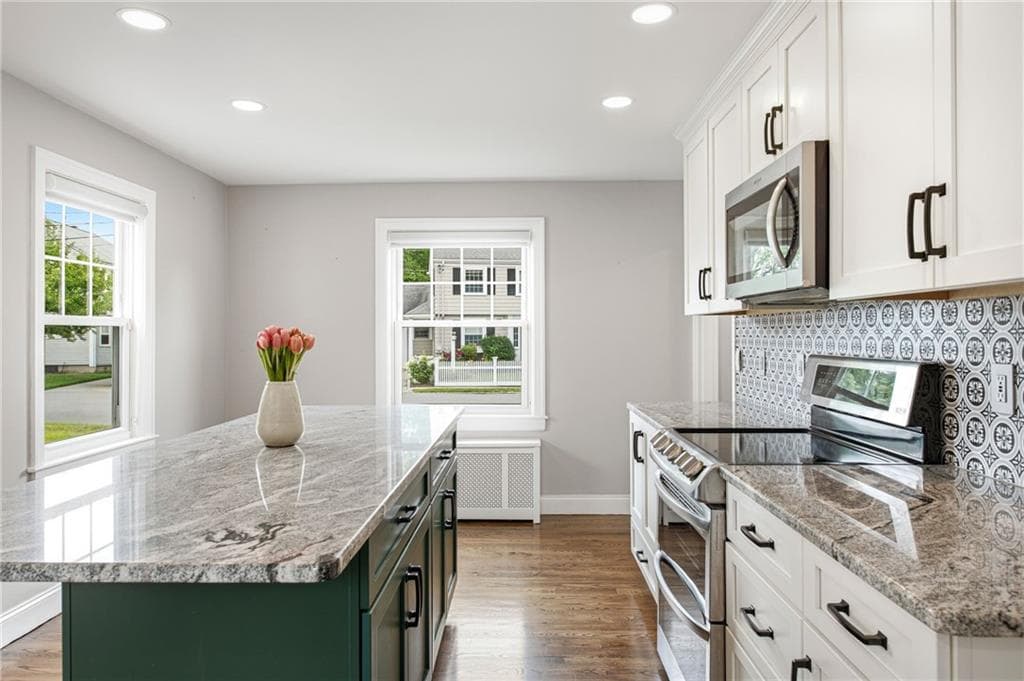 26 Tryon Avenue photo 8