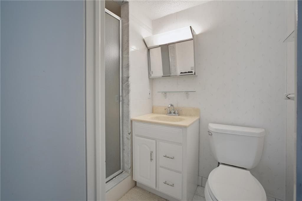 143 Hoffman Avenue UNIT 208 photo 16