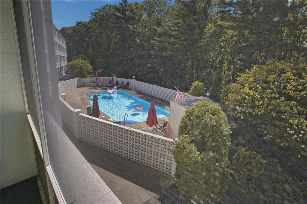 143 Hoffman Avenue UNIT 208 photo 22