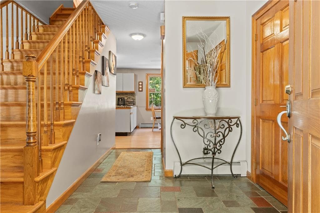 Single Family Residence at 189 Wolf Rock Road, Exeter, photo 6 of 50