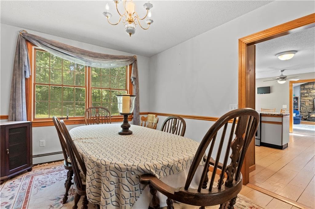 Single Family Residence at 189 Wolf Rock Road, Exeter, photo 14 of 50