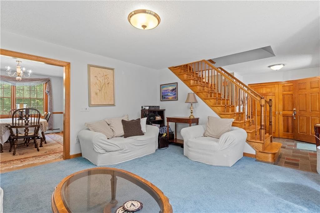 Single Family Residence at 189 Wolf Rock Road, Exeter, photo 11 of 50