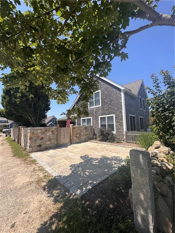 208 Chapel Street photo 10