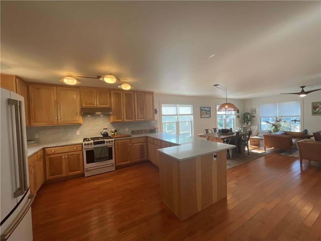 208 Chapel Street photo 15