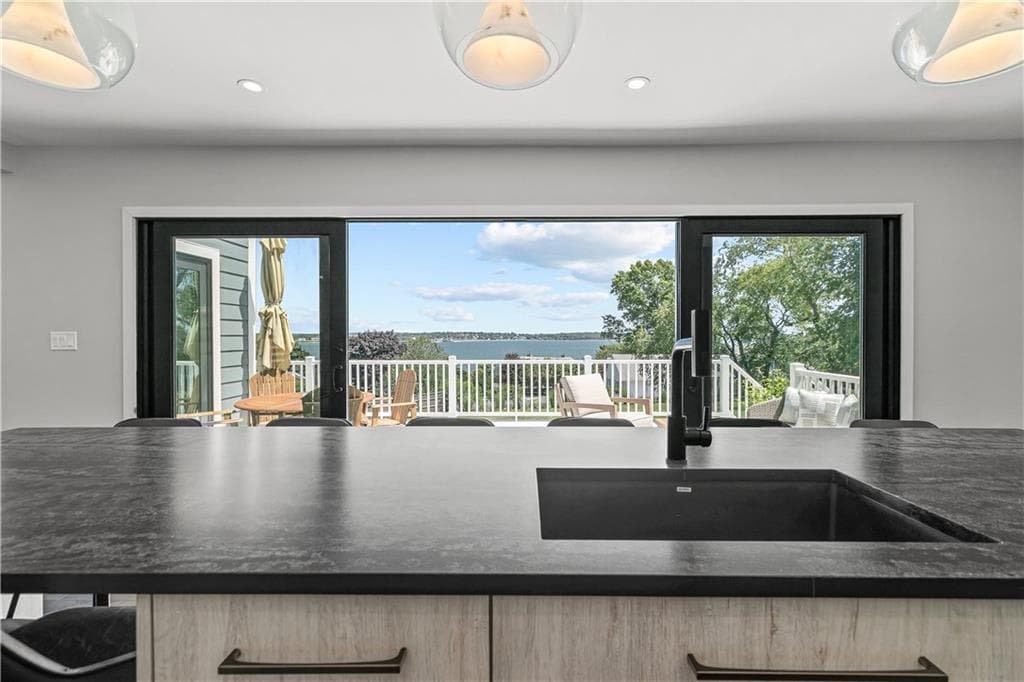 259 Taylor Road photo 14