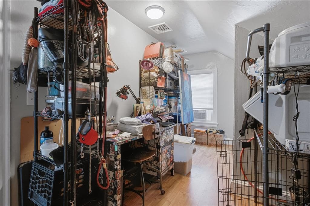 61 Douglas Avenue photo 26