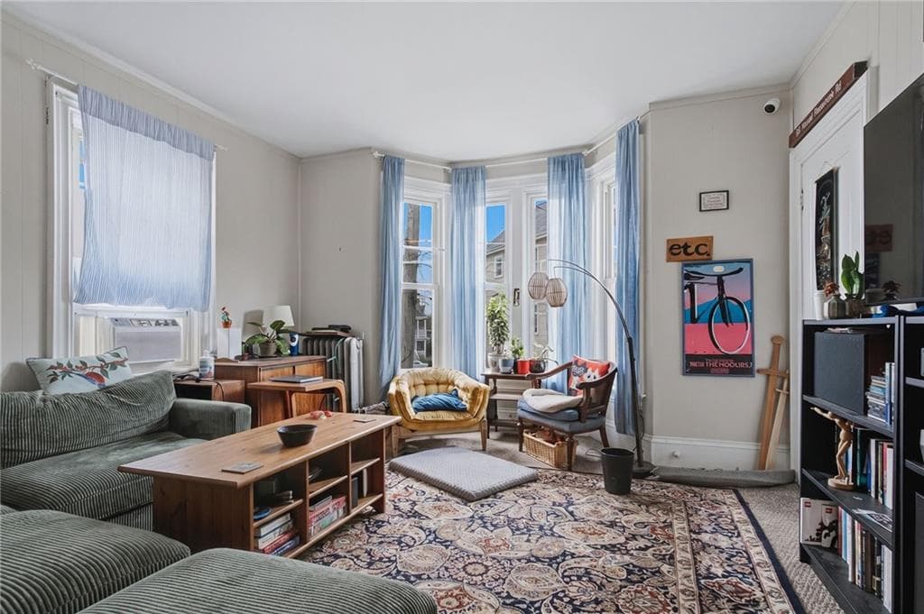 61 Douglas Avenue photo 3