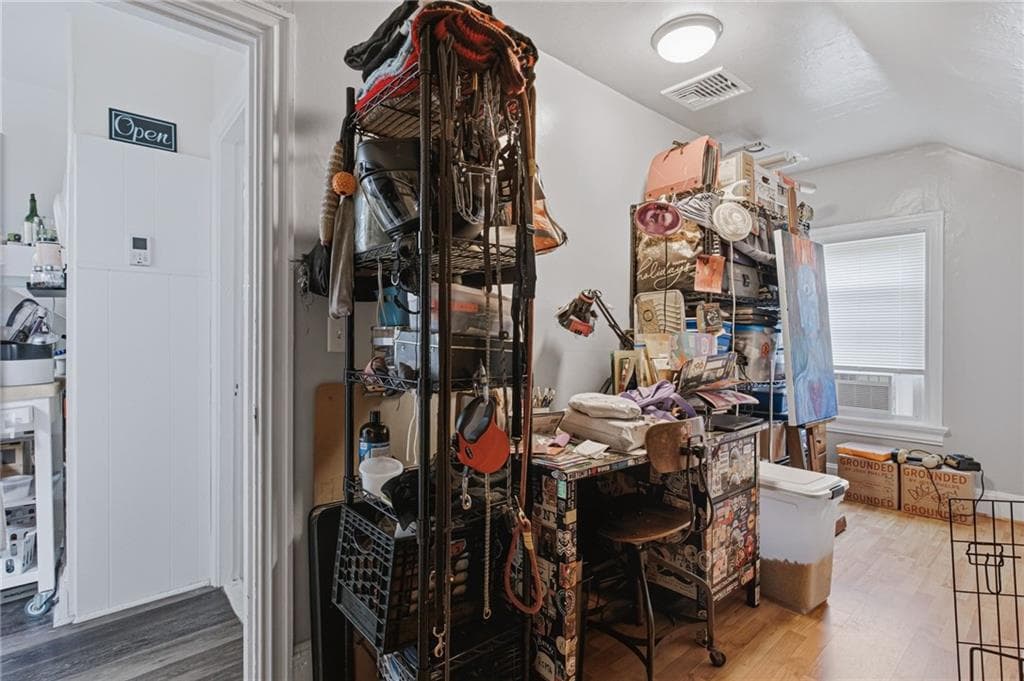 61 Douglas Avenue photo 25