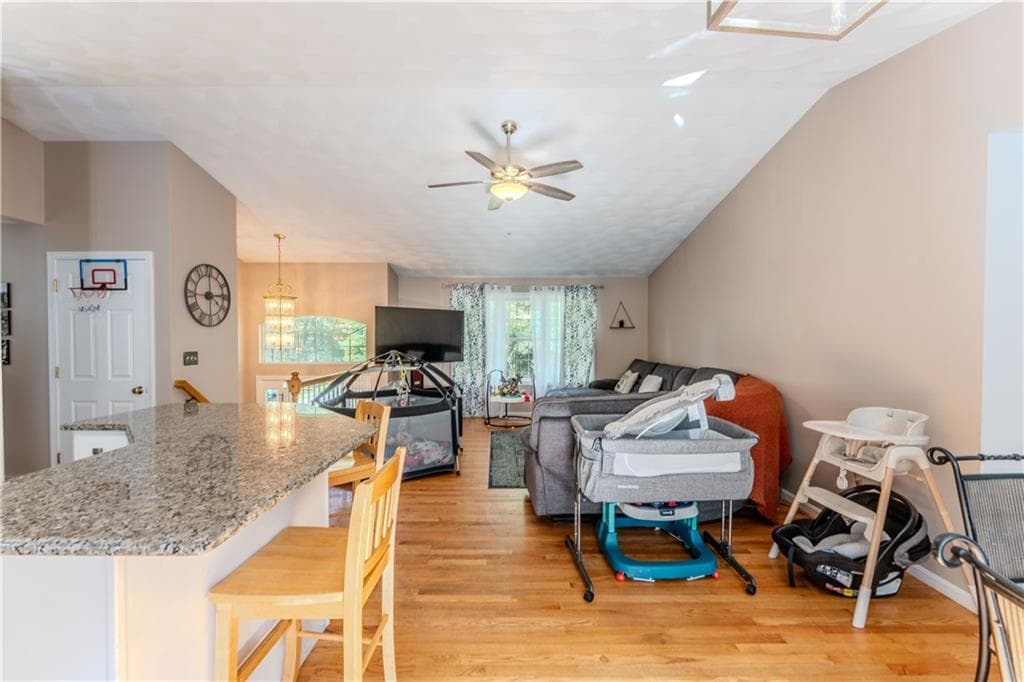 61 Lonsdale Street photo 3