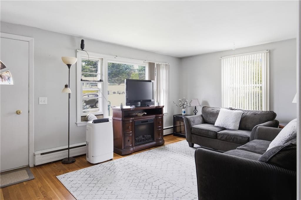 52 FAIRGREEN Drive photo 12