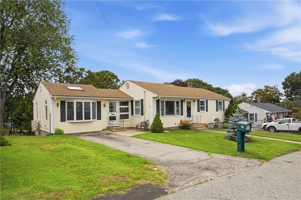 52 FAIRGREEN Drive photo 22