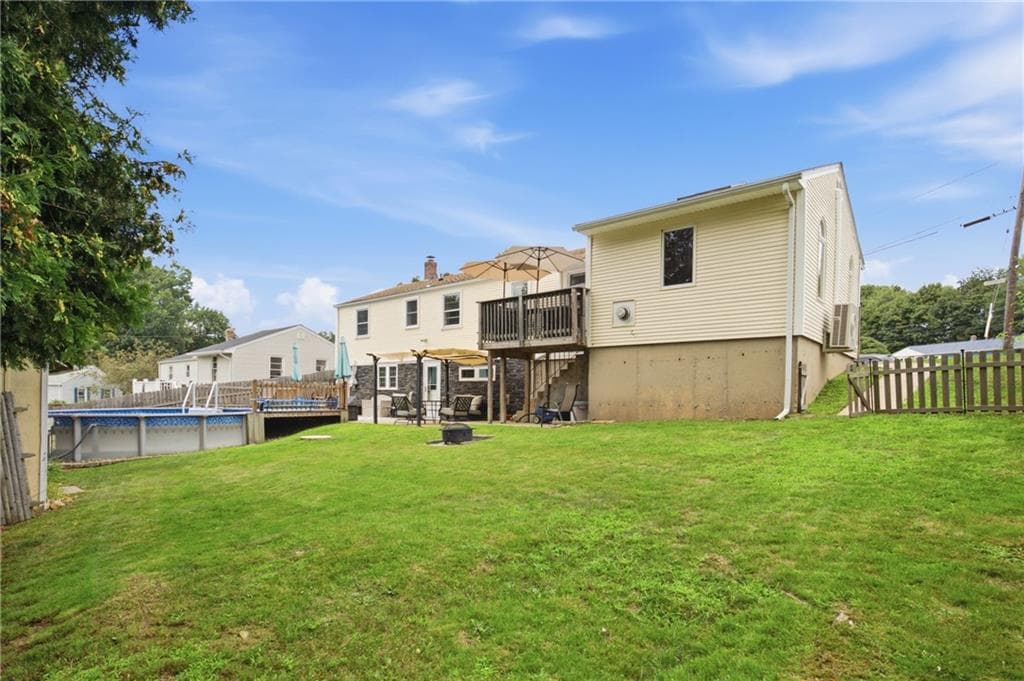 52 FAIRGREEN Drive photo 3