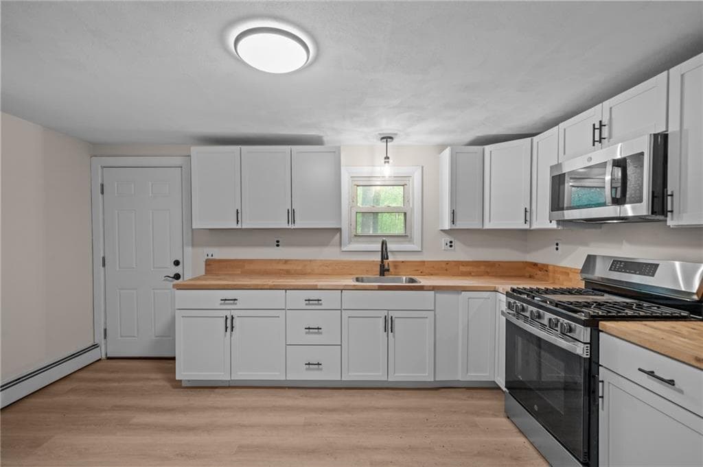 30 Hollywood Avenue photo 12
