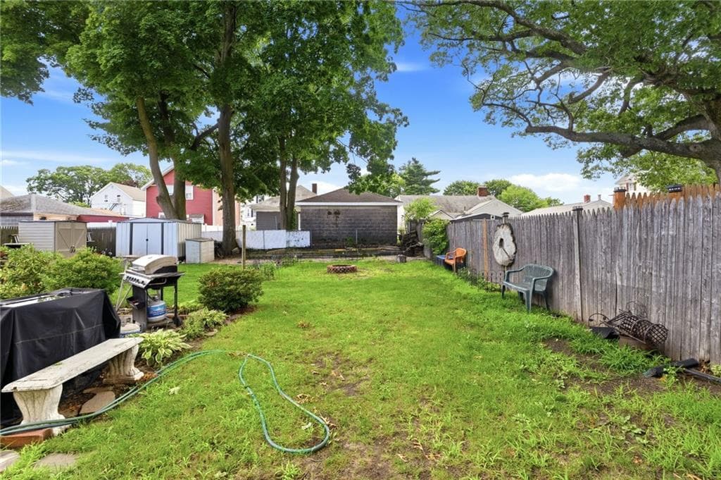106 Samuel Avenue photo 24