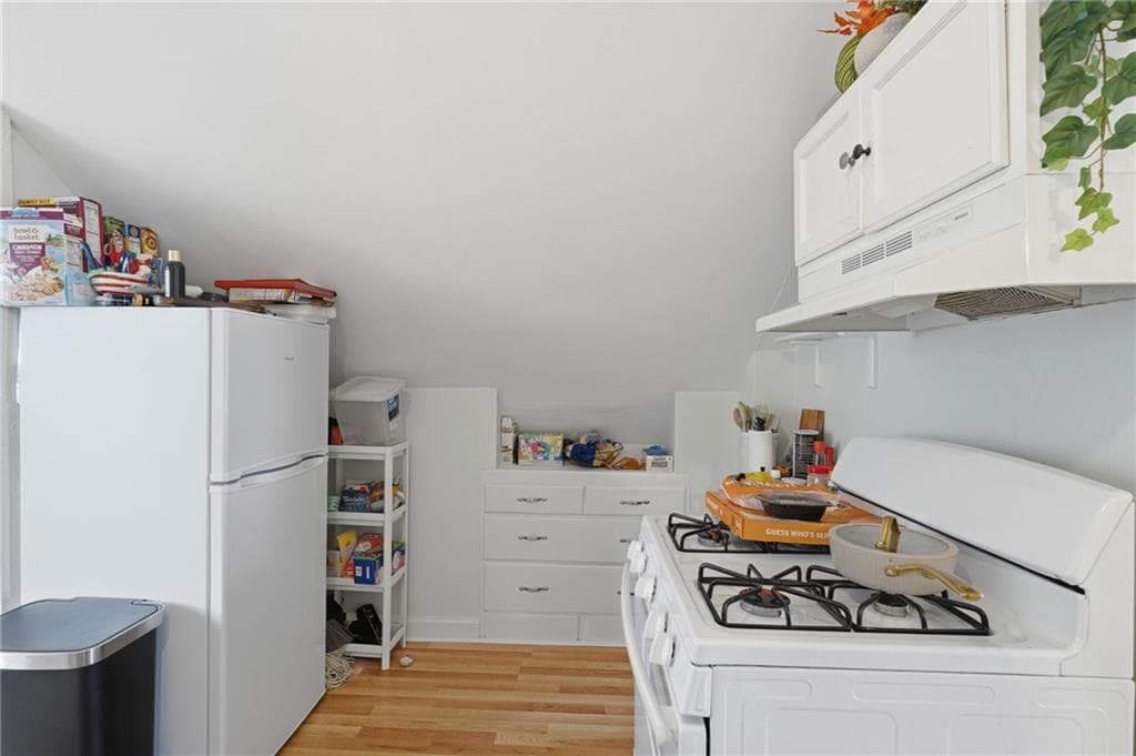 106 Samuel Avenue photo 19