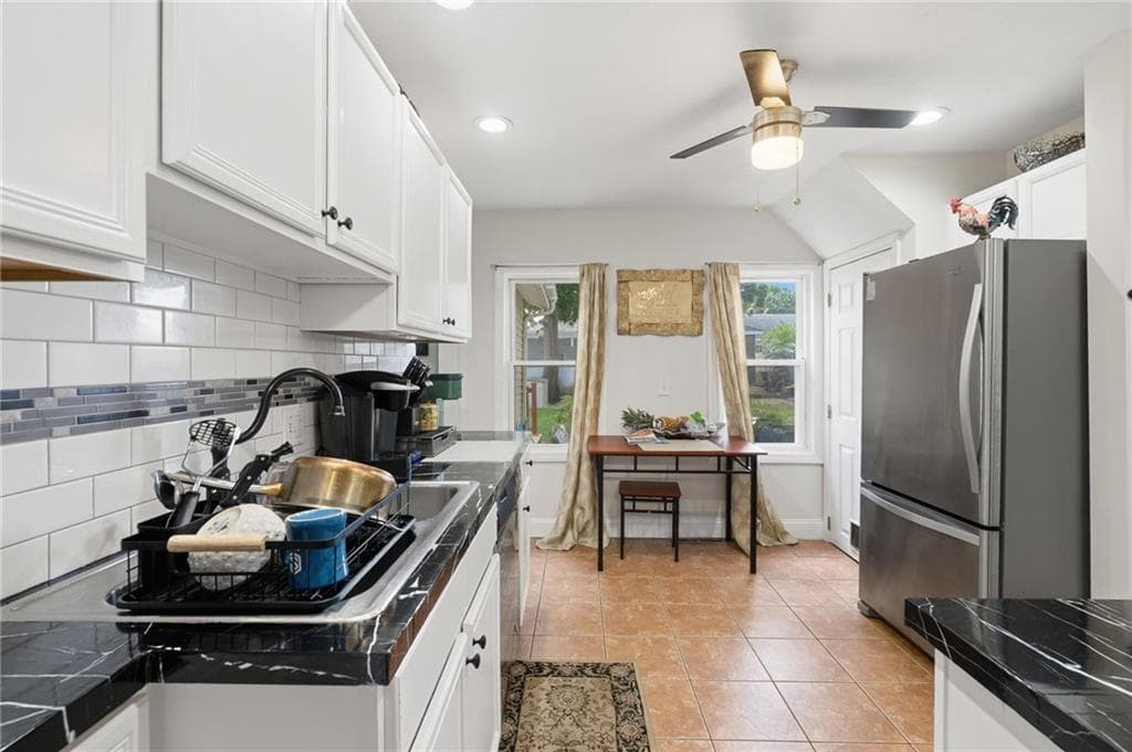 106 Samuel Avenue photo 8