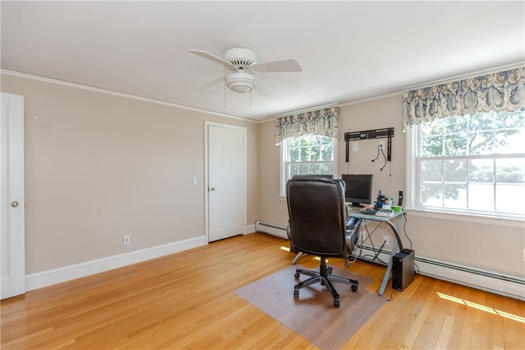 303 Gorton Lake Boulevard photo 31