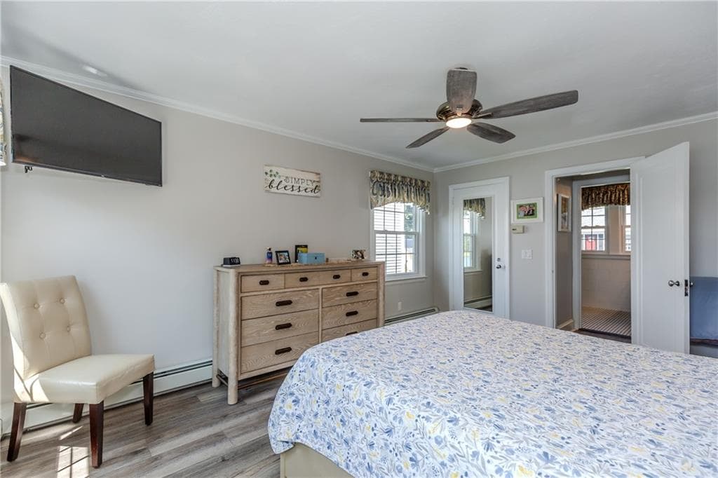303 Gorton Lake Boulevard photo 21