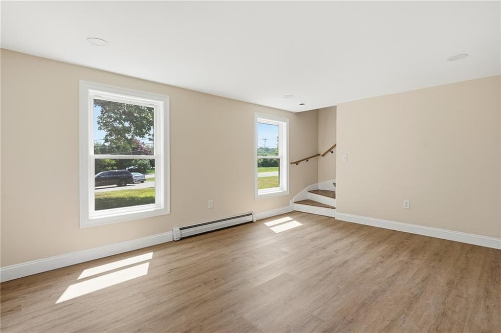 533 Scituate Avenue photo 27