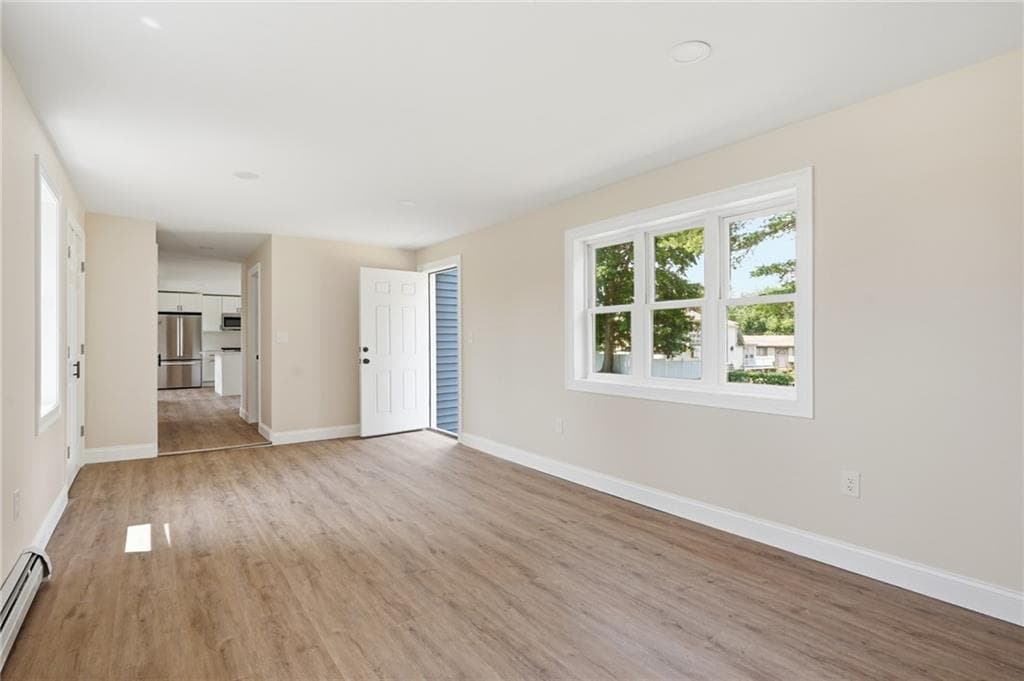 533 Scituate Avenue photo 24