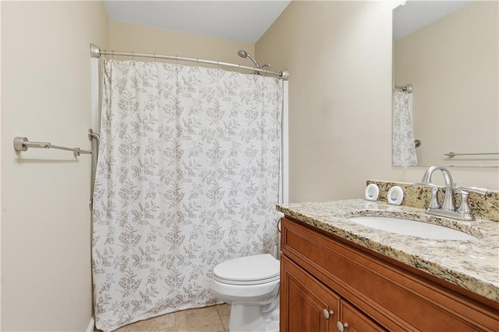 2503 Village Green Circle photo 14