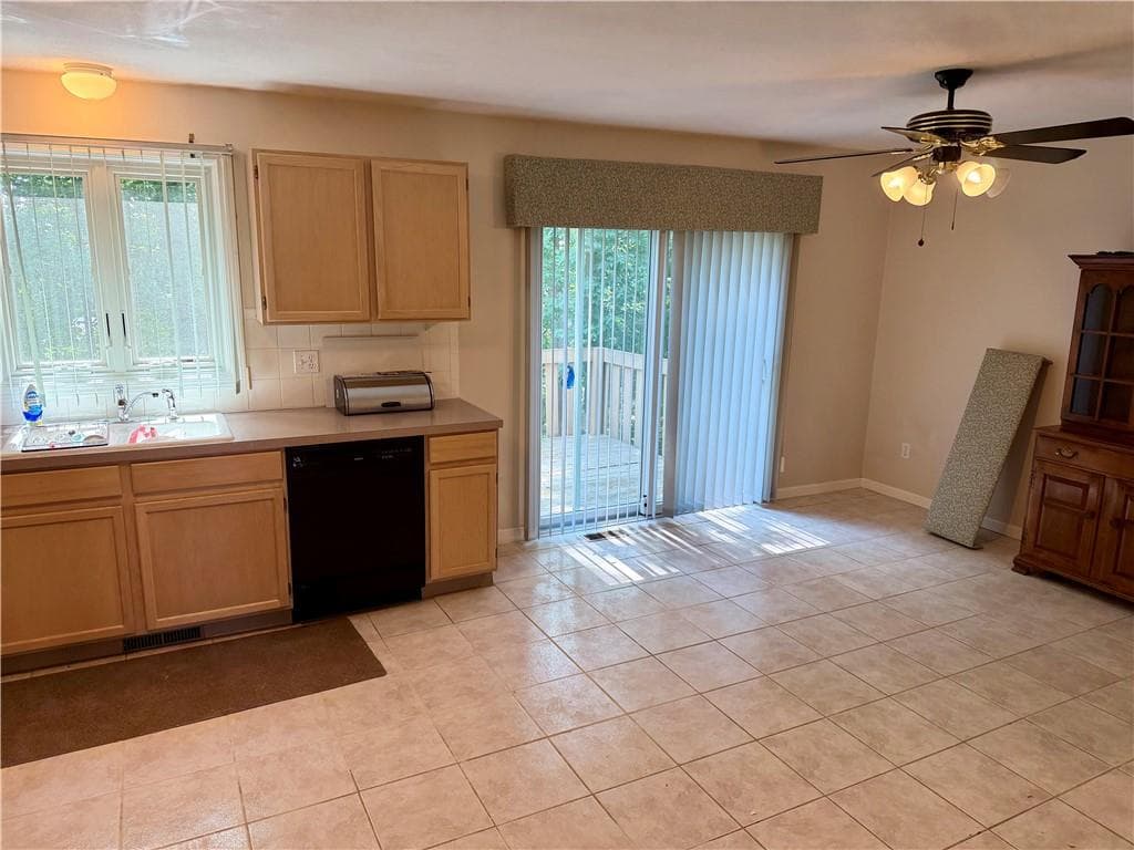 Condominium at 200 Cannon Street UNIT 126, Cranston, photo 5 of 24