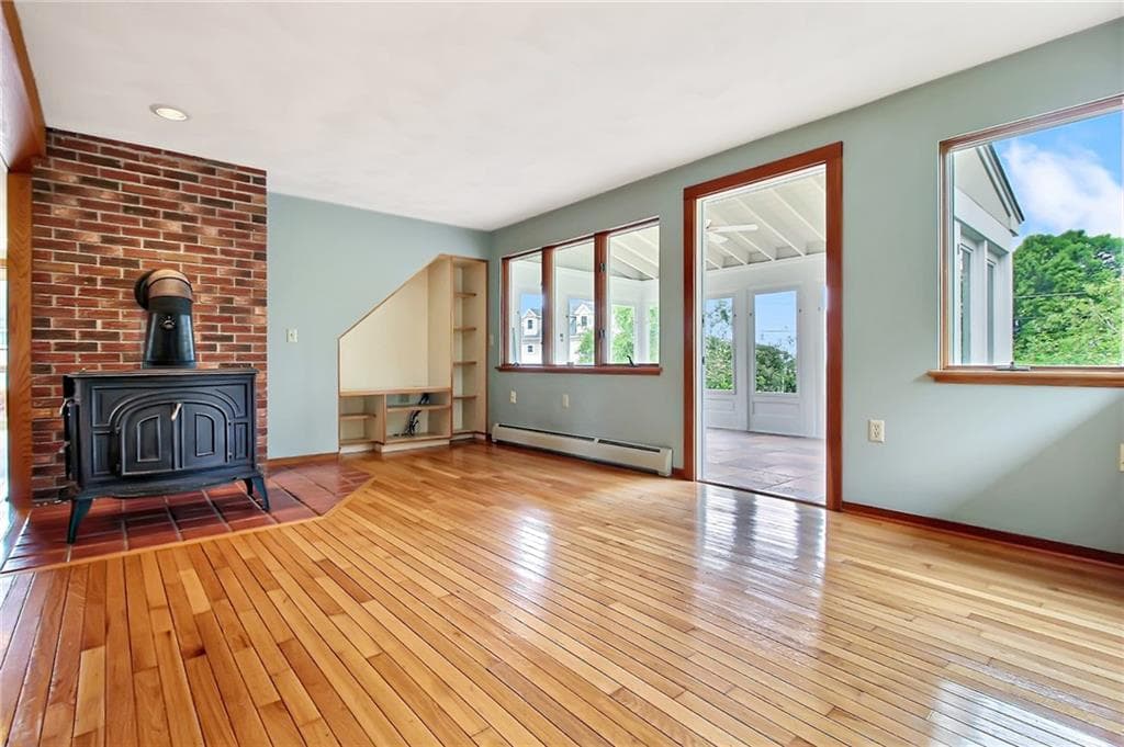 Single Family Residence at 59 Kingfisher Road, South Kingstown, photo 19 of 42