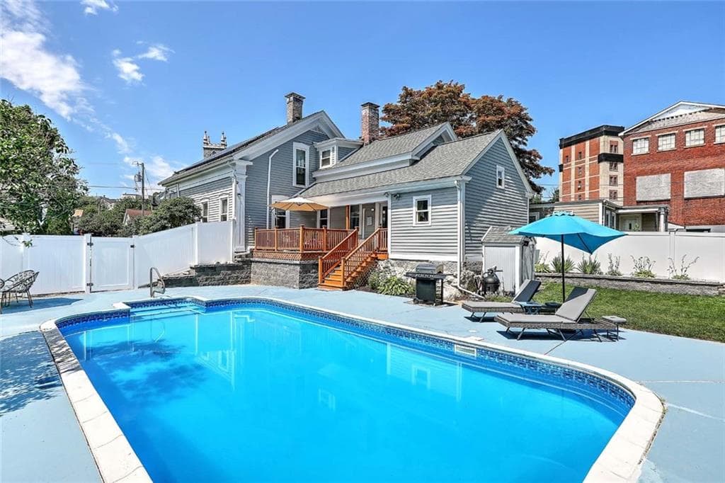 149 Earle Street photo 36
