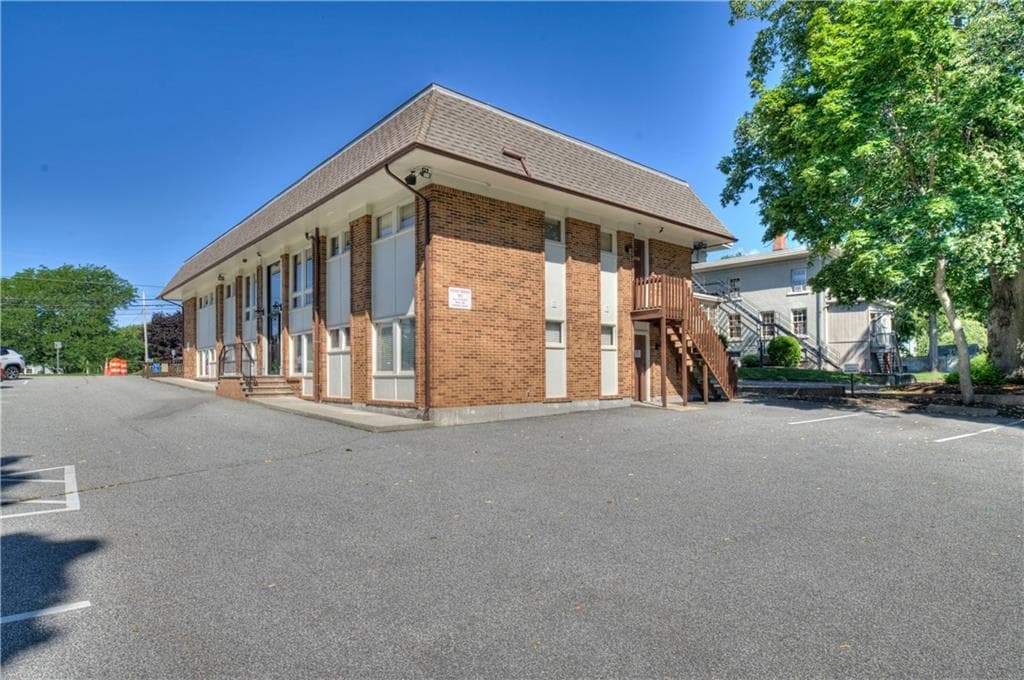 Commercial,Commercial Sale at 634 Main Street, Warren, photo 8 of 44