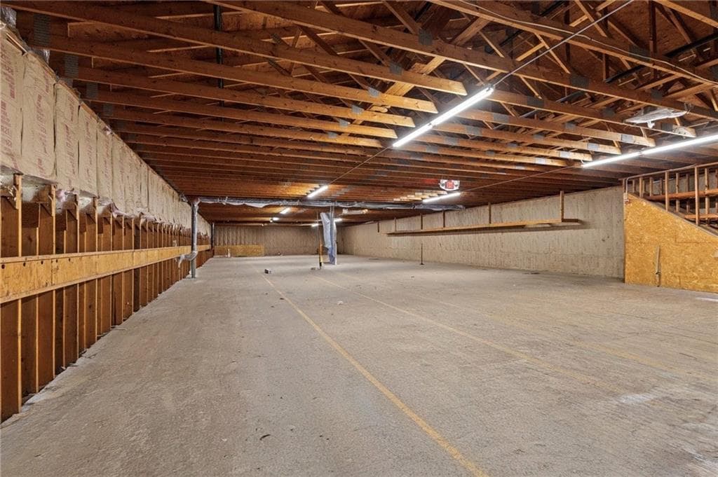 598 Wood Avenue photo 4