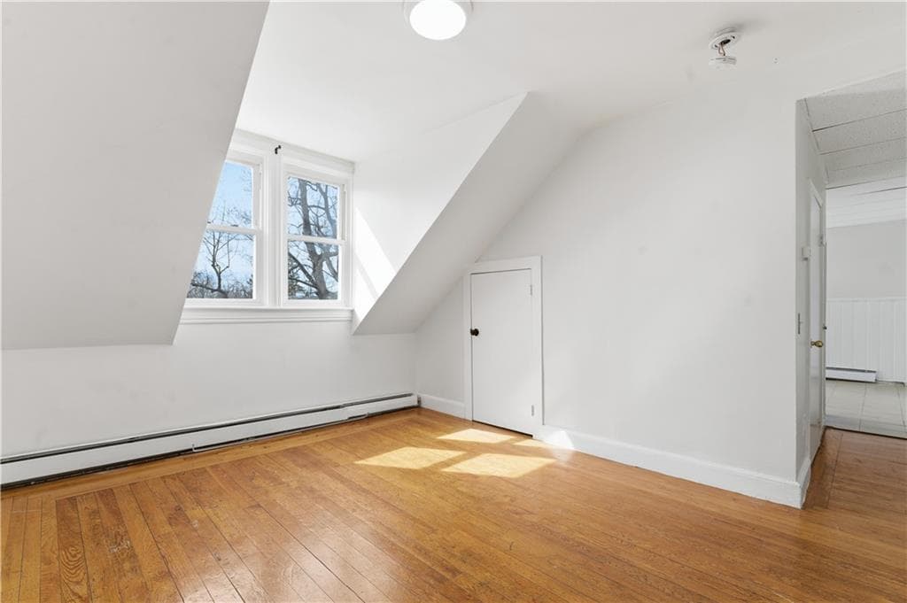 133 135 Ontario Street photo 4