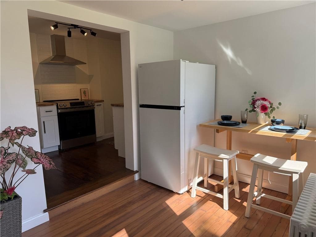 Single Family Residence at 51 Terrace Avenue, Warwick, photo 16 of 44