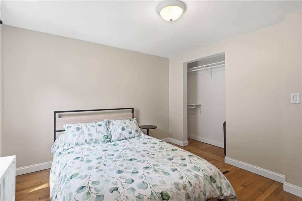 Single Family Residence at 51 Terrace Avenue, Warwick, photo 24 of 44