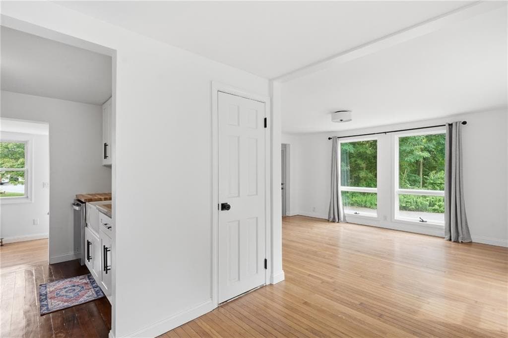 Single Family Residence at 51 Terrace Avenue, Warwick, photo 34 of 44