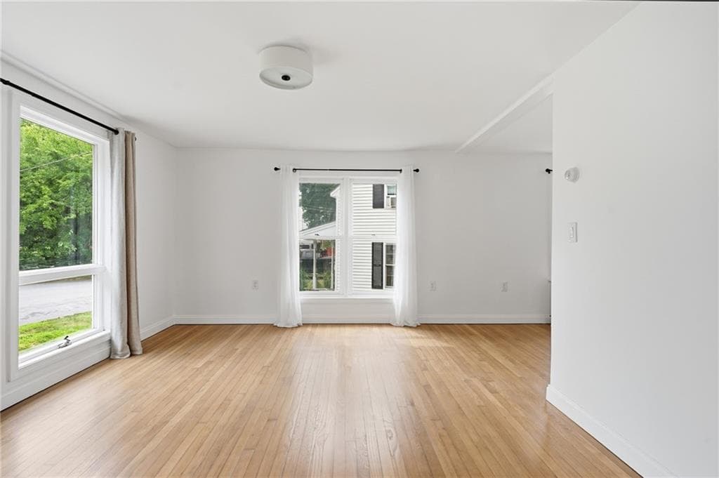 Single Family Residence at 51 Terrace Avenue, Warwick, photo 11 of 44