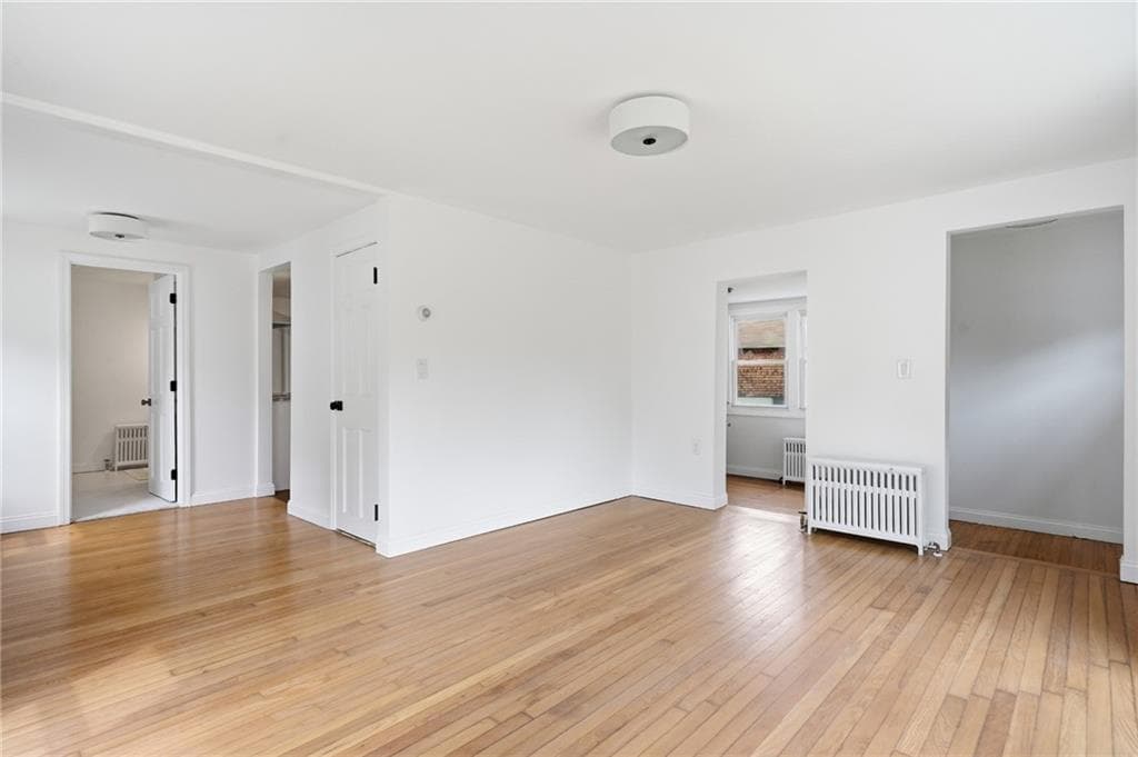 Single Family Residence at 51 Terrace Avenue, Warwick, photo 35 of 44